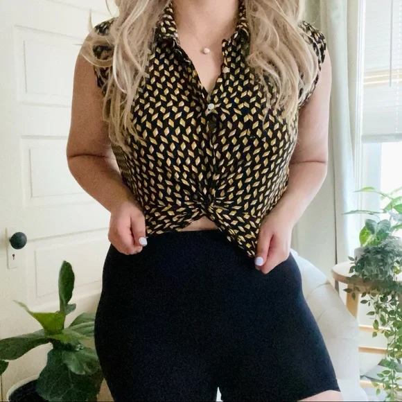 Retro Crop Top - Picture 2 of 6